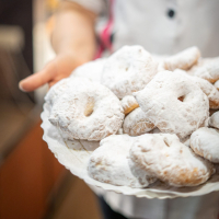 Pelusas un ducle tradicional y típico de la Panadería Fuente del León